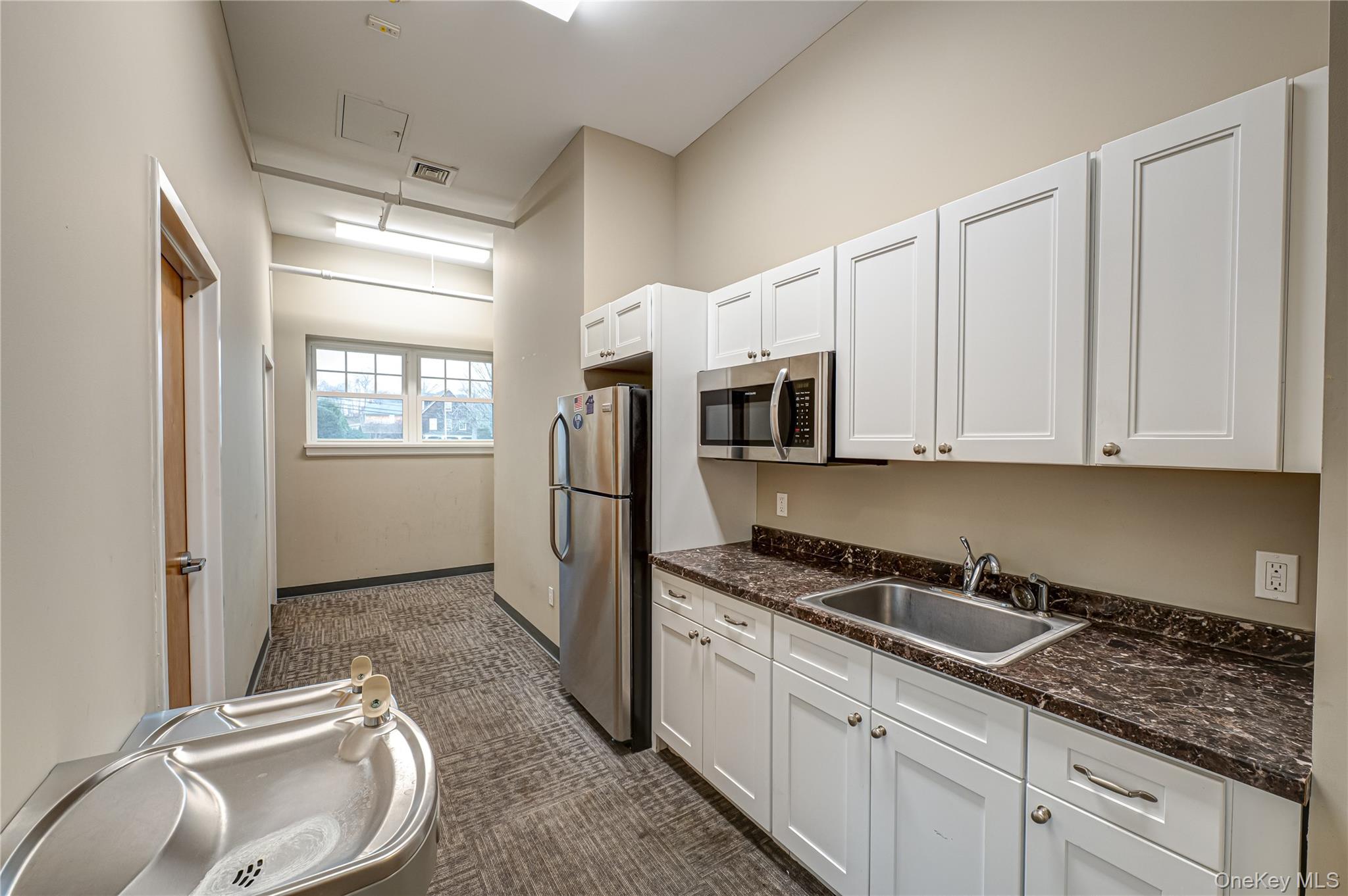 41 Green Street # 1st Floor, Huntington, NY 11743