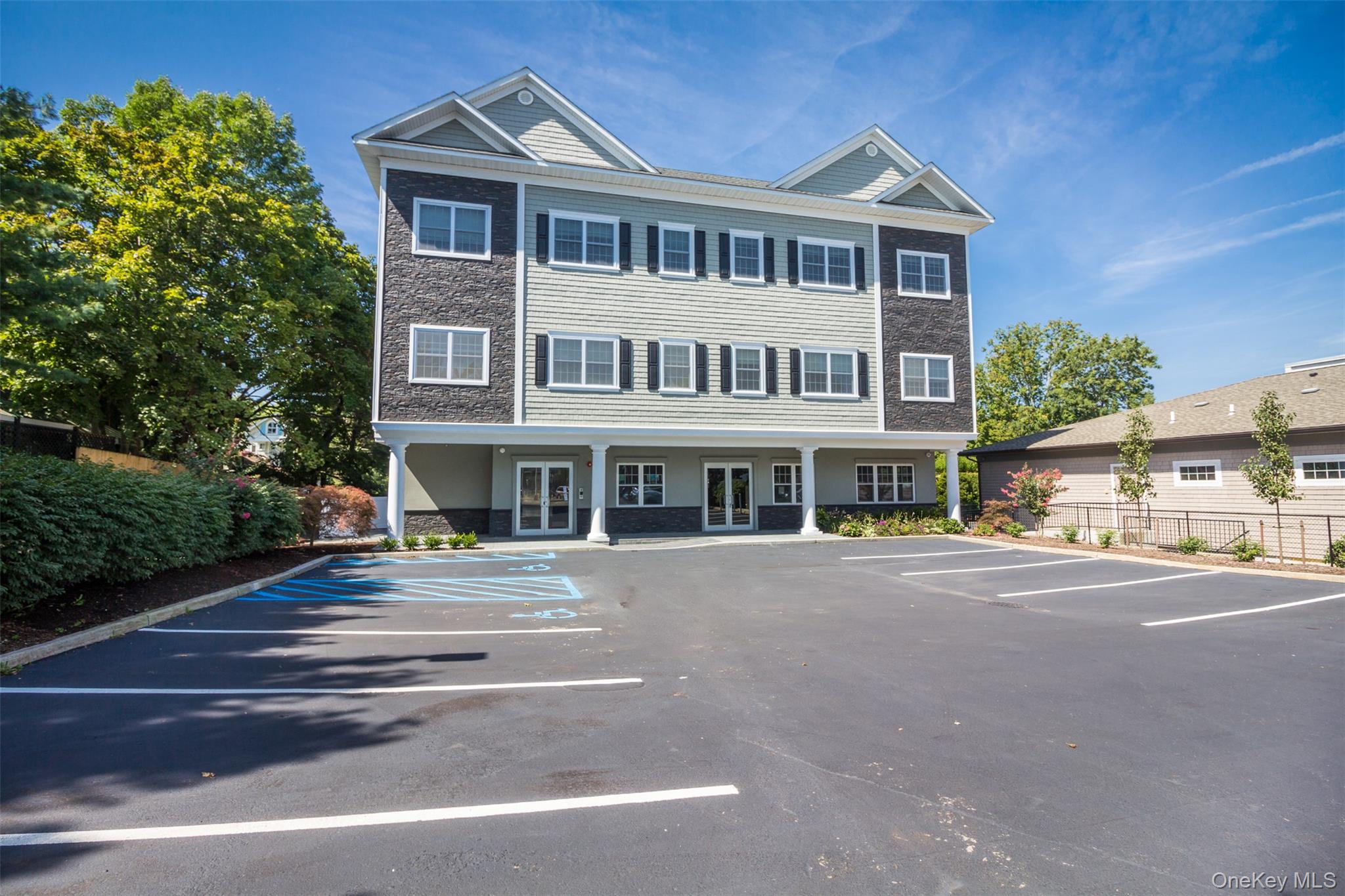 41 Green Street # 1st Floor, Huntington, NY 11743