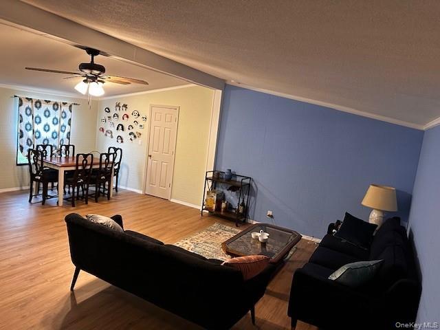 8 Dartmouth Court, Loch Sheldrake, NY 12759