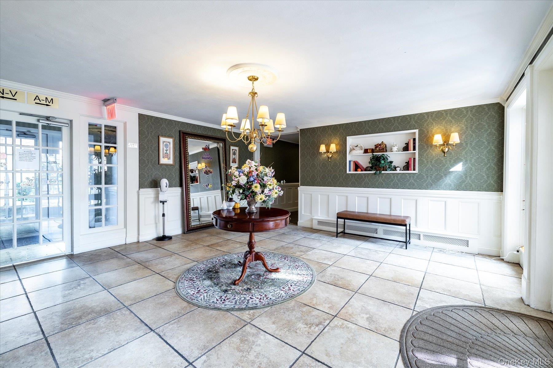 194 Smith Street # 1B, Freeport, NY 11520