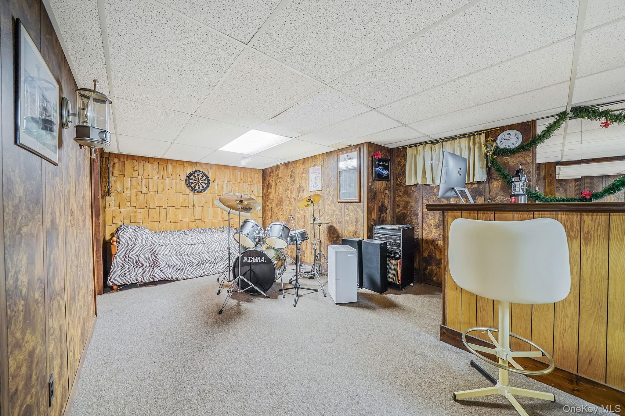 4 Neptune Avenue, East Patchogue, NY 11772