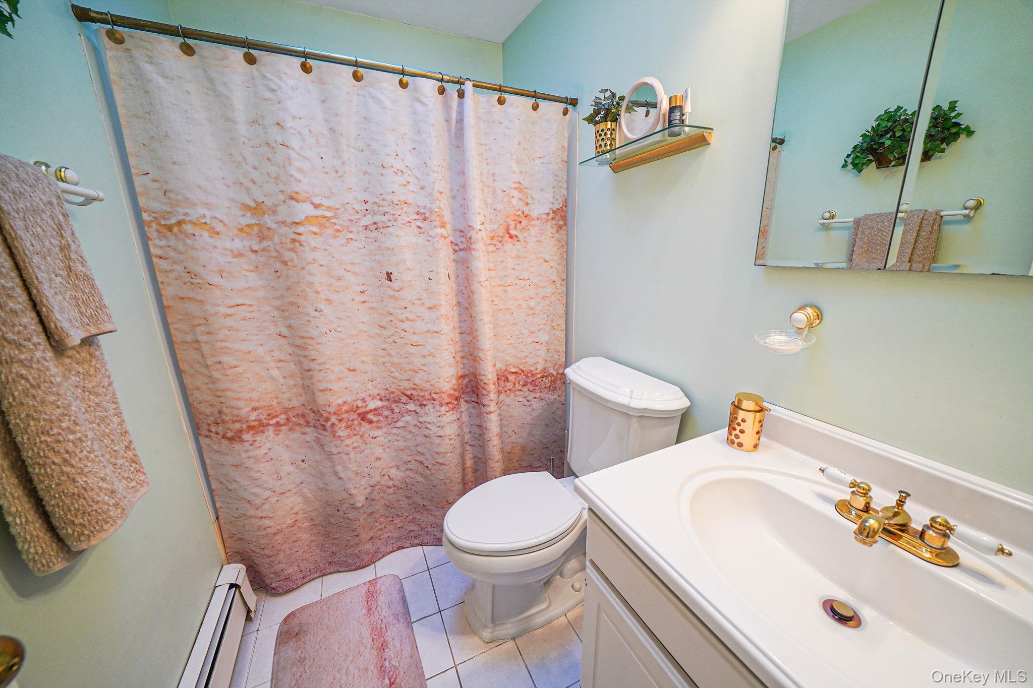 4 Neptune Avenue, East Patchogue, NY 11772