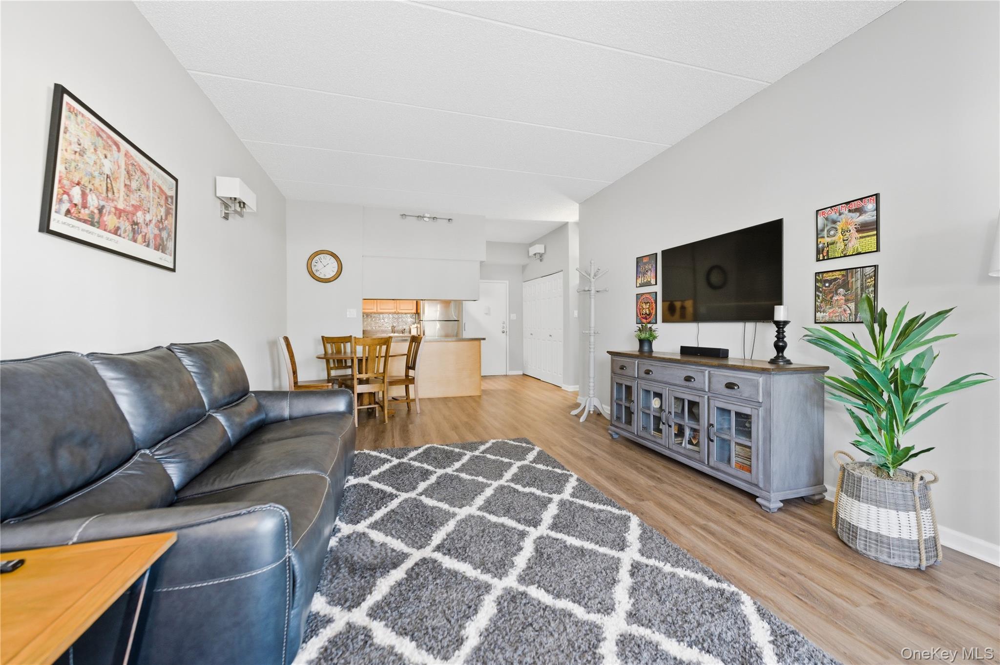 725 Miller Avenue # 111, Freeport, NY 11520