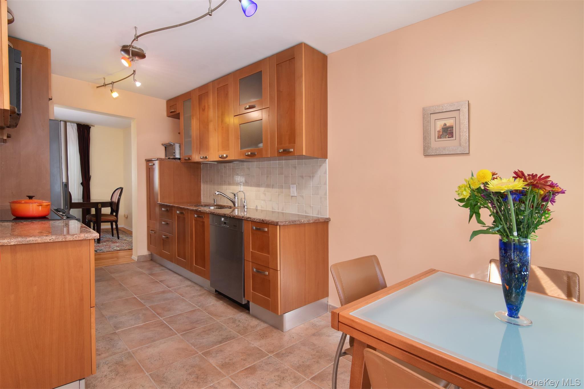 32 Westwood Close, Irvington, NY 10533