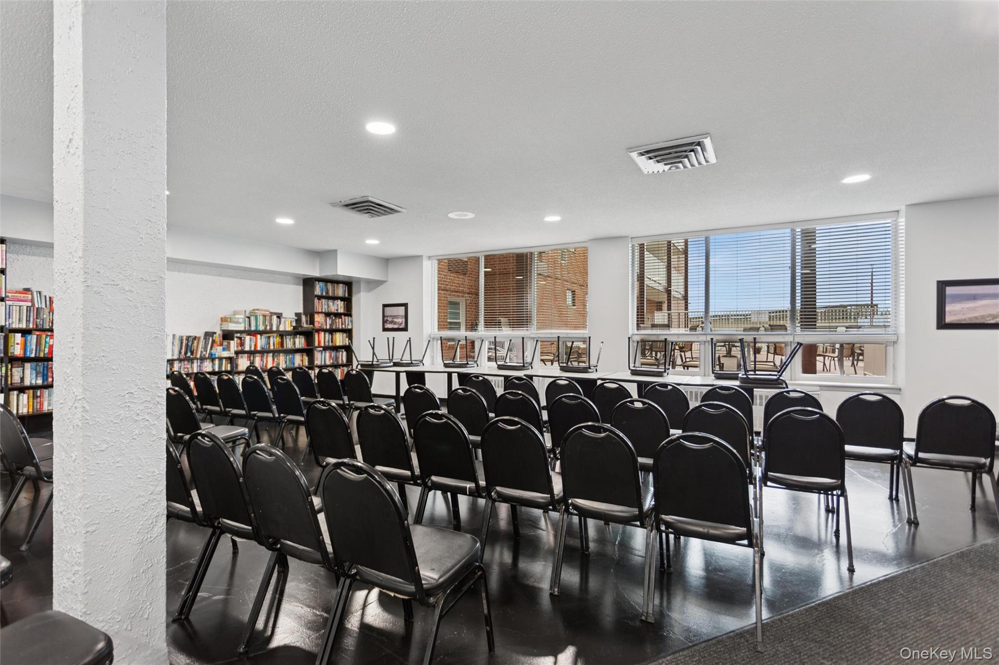 666 Shore Road # 5M, Long Beach, NY 11561