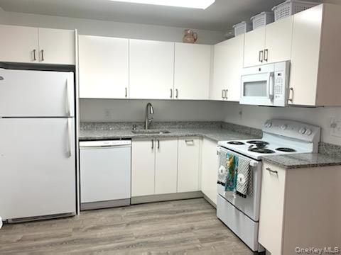 939 Skyline Drive, Coram, NY 11727