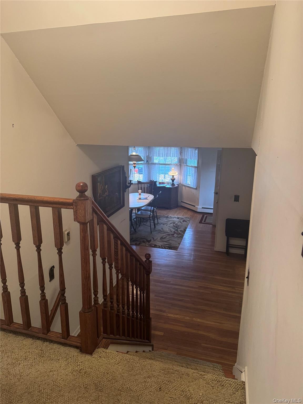 91 8th Ave, Kings Park, NY 11754