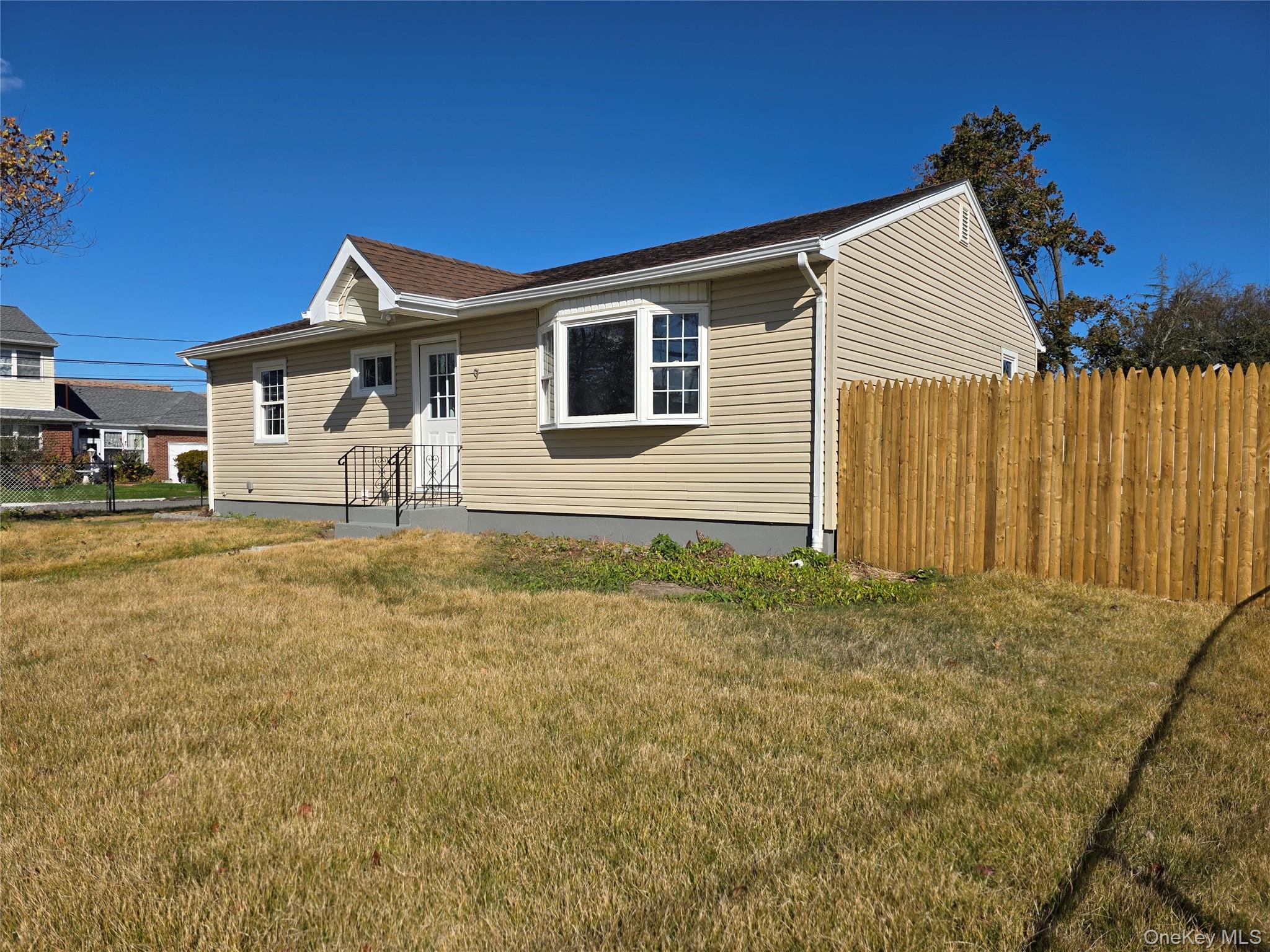 9 Cypress Avenue, Bay Shore, NY 11706