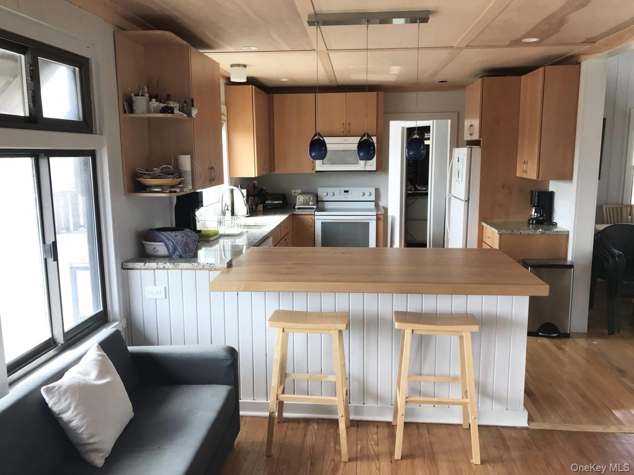 35 Sloop Walk, Summer Club, NY 11706