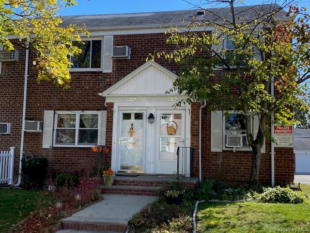 247-10 76th Avenue # 2nd fl, Bellerose, NY 11426