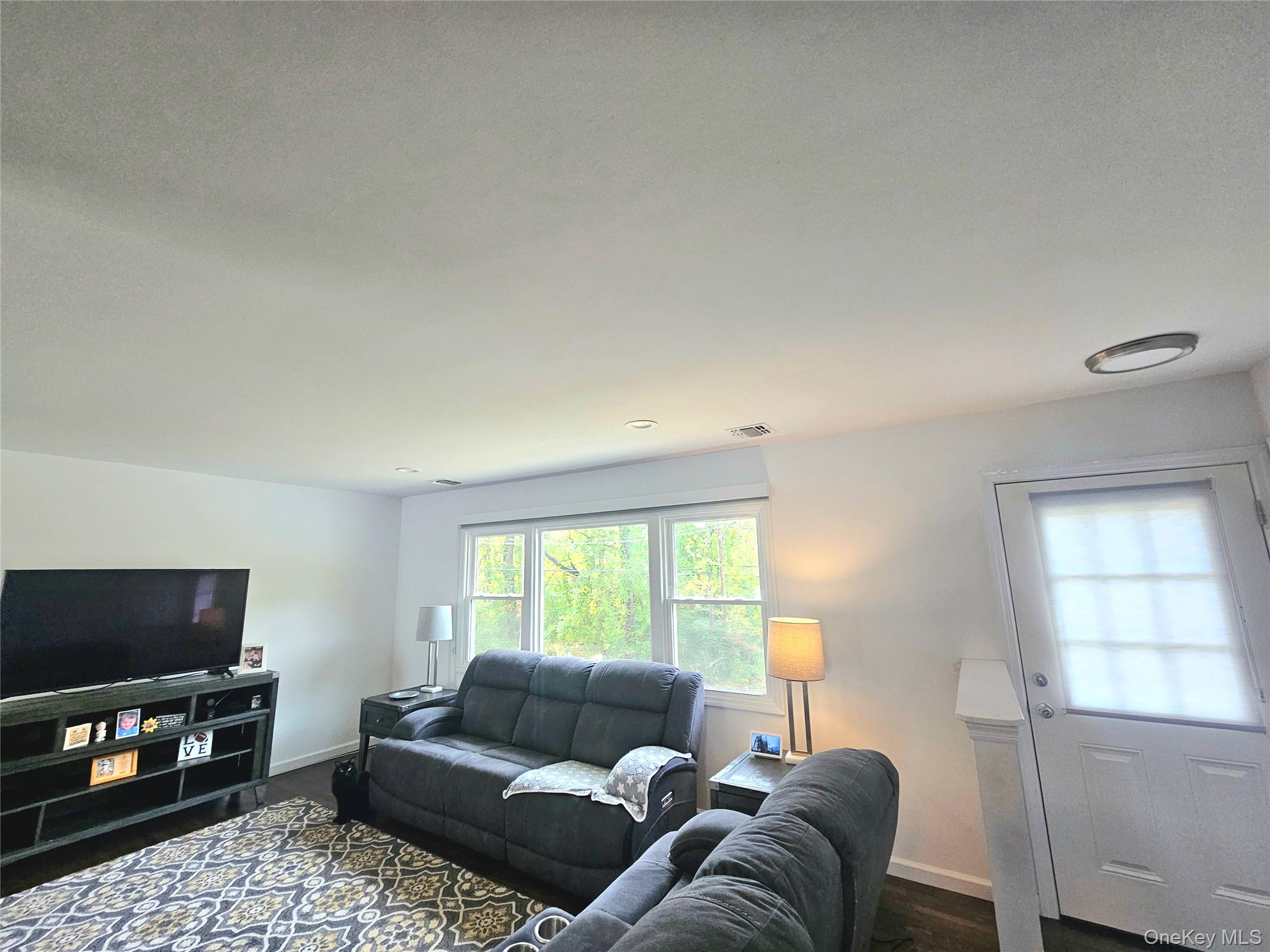 31 Brookhaven Drive, Rocky Point, NY 11778