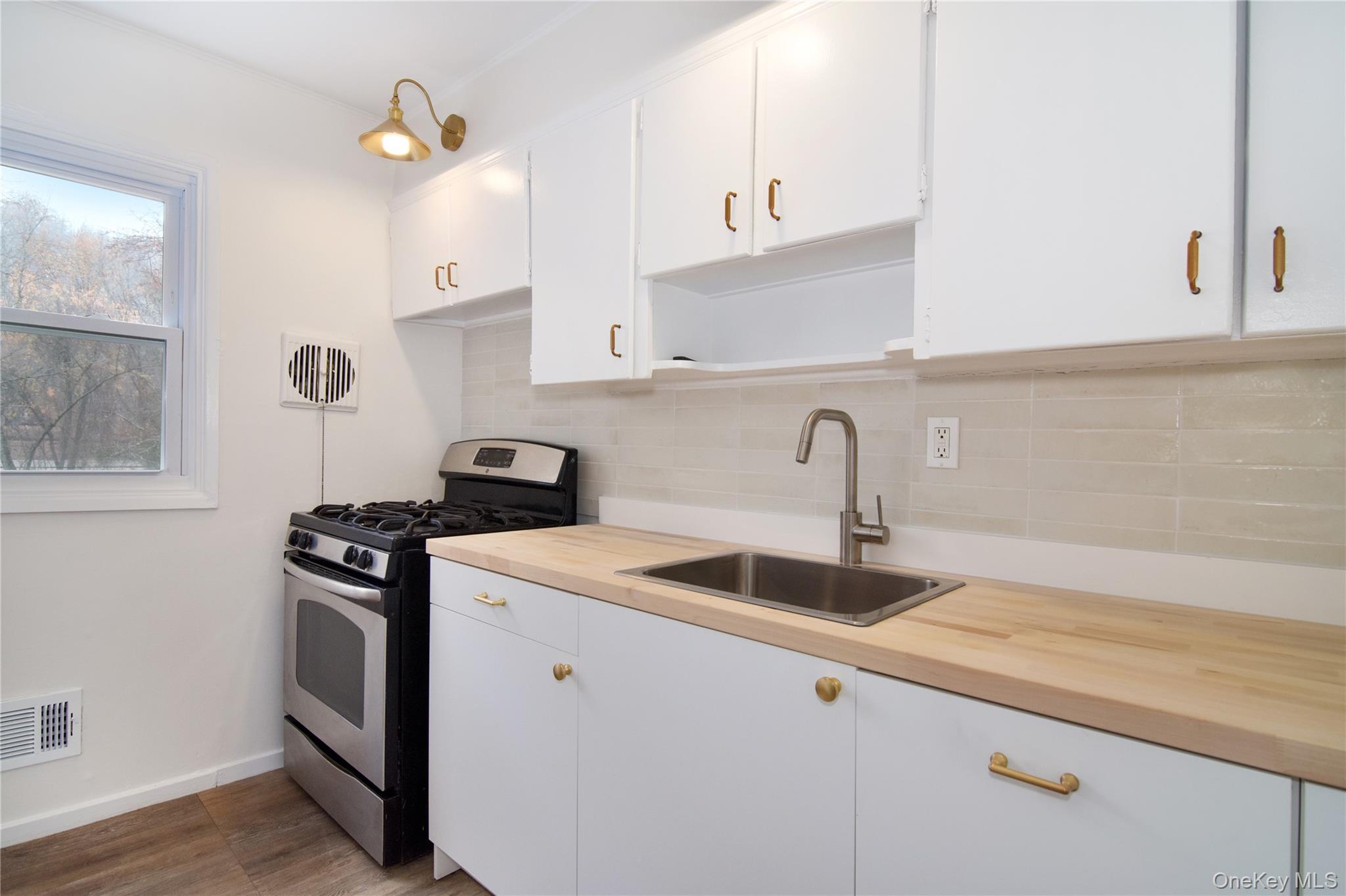 624 Washington Avenue, Pleasantville, NY 10570