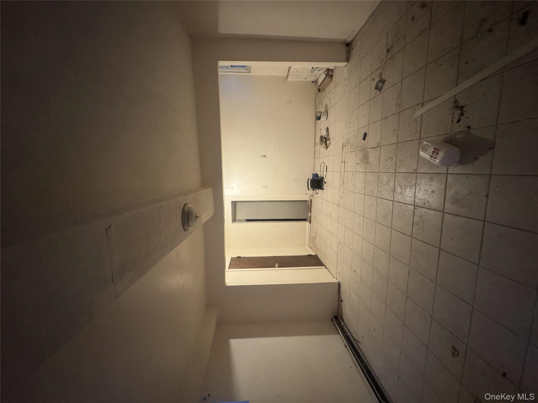 4346 Edson Avenue, Bronx, NY 10466