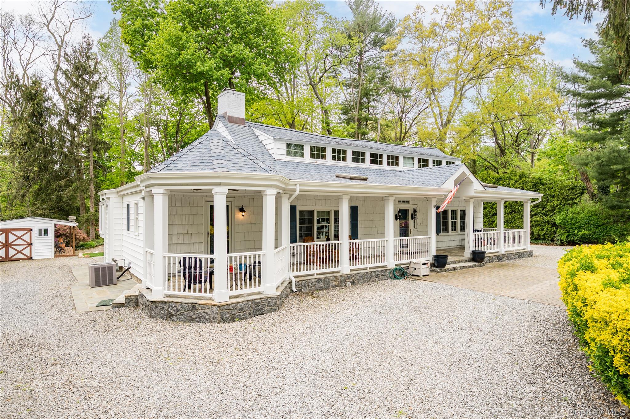 32 Hicks Lane, Old Westbury, NY 11568