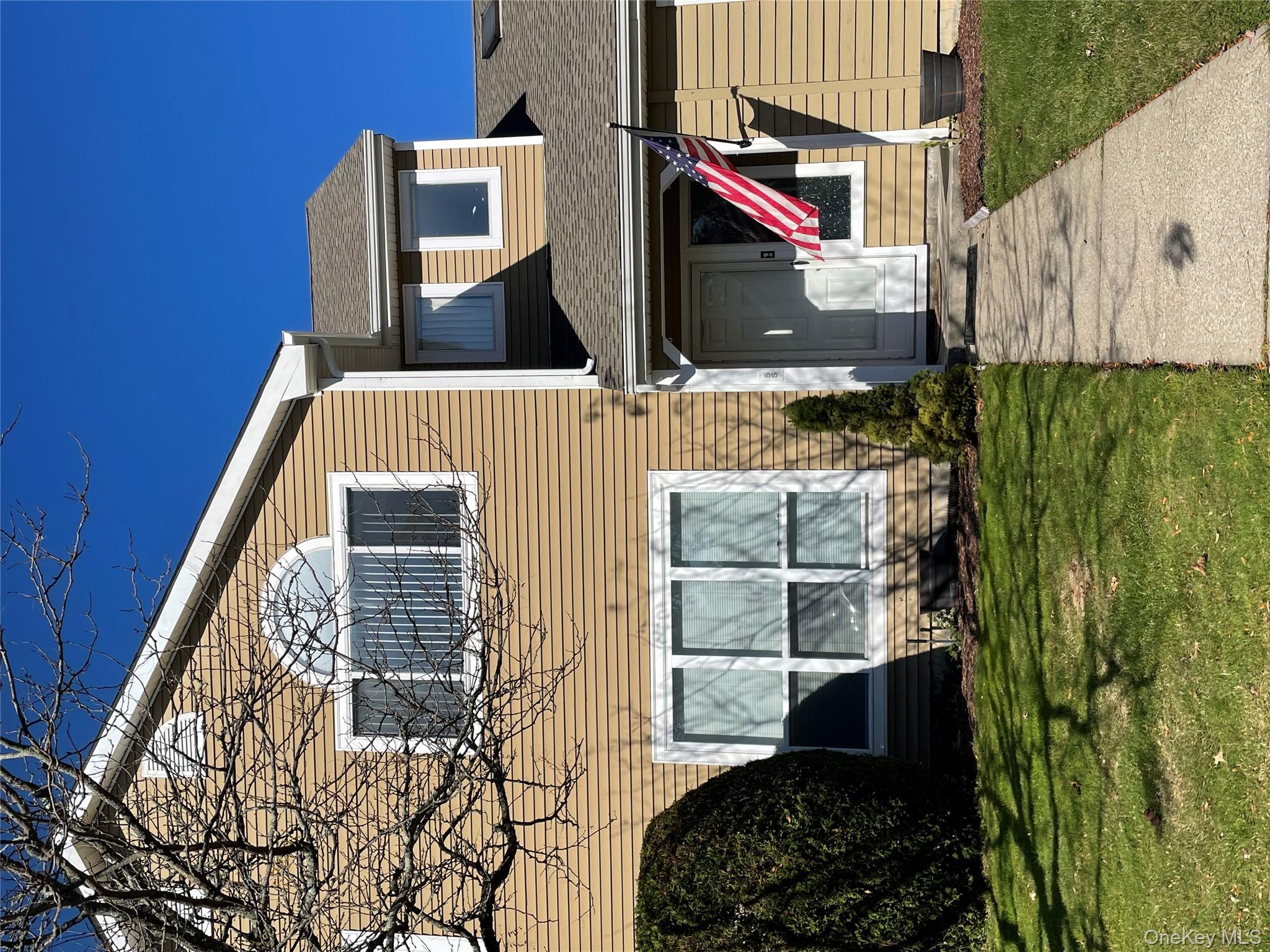 55 Eric Drive # 55, Middle Island, NY 11953