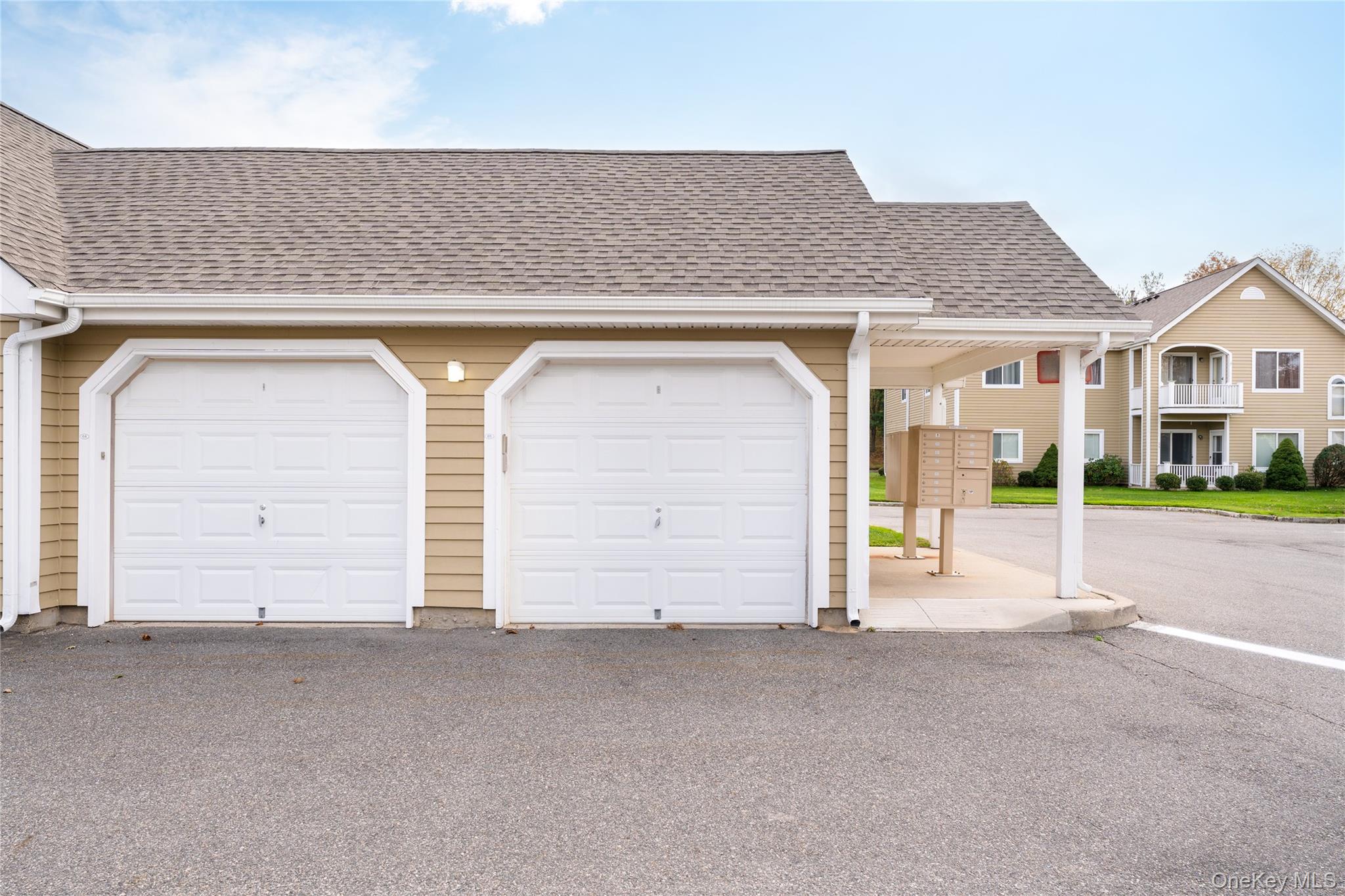 55 Eric Drive # 55, Middle Island, NY 11953