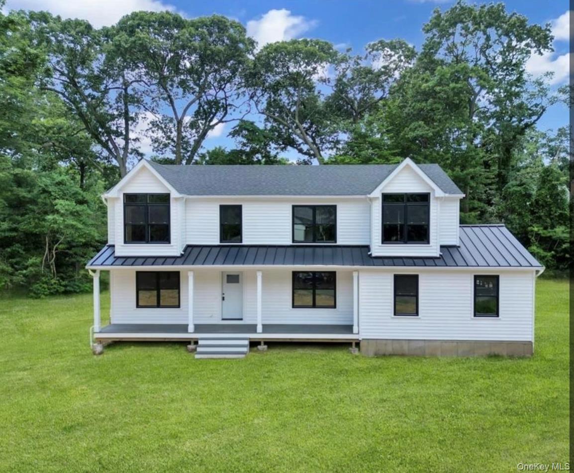 34 Huyler Road, East Setauket, NY 11733