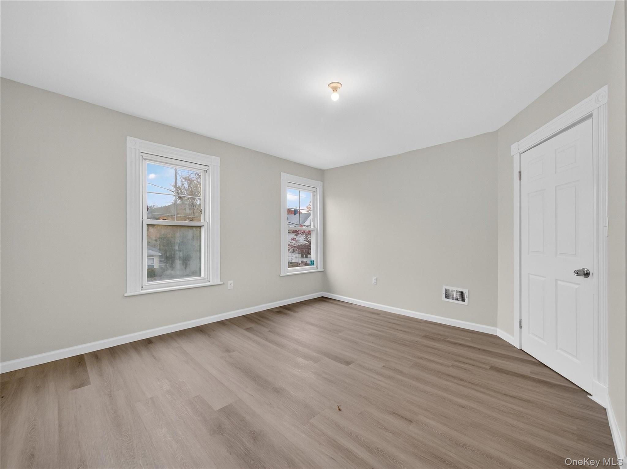 17 W Maple Avenue, Suffern, NY 10901