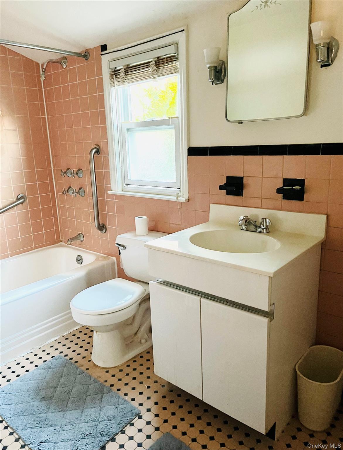 207 Motley Street, Valley Stream, NY 11580