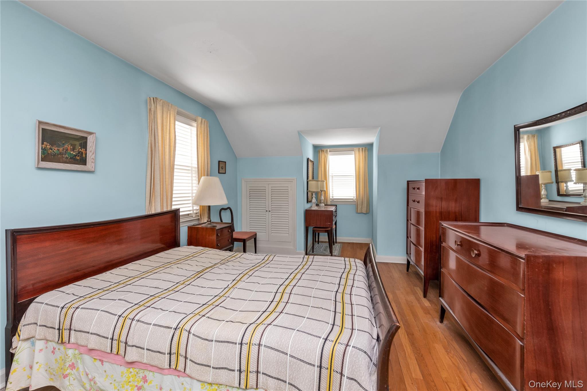 207 Motley Street, Valley Stream, NY 11580