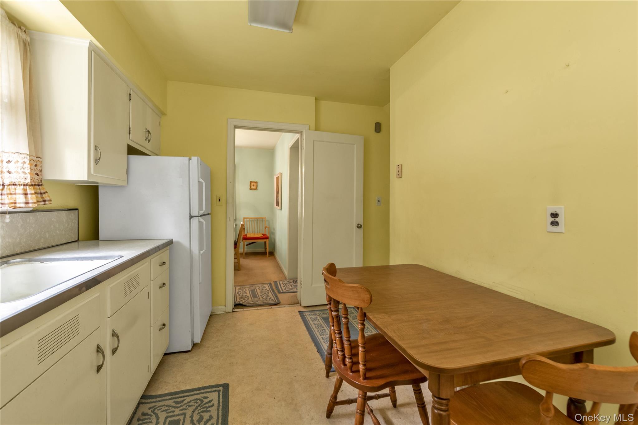 207 Motley Street, Valley Stream, NY 11580