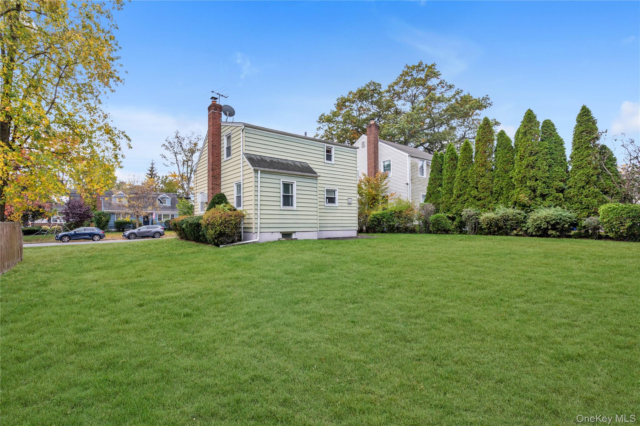 207 Motley Street, Valley Stream, NY 11580