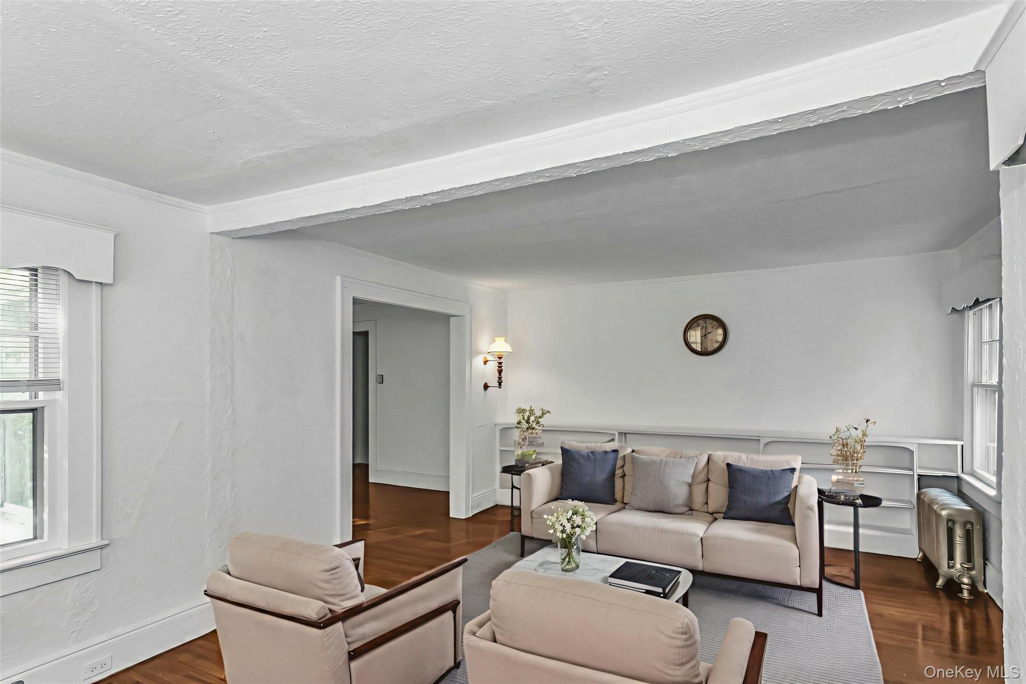 251 N Long Beach Avenue, Freeport, NY 11520