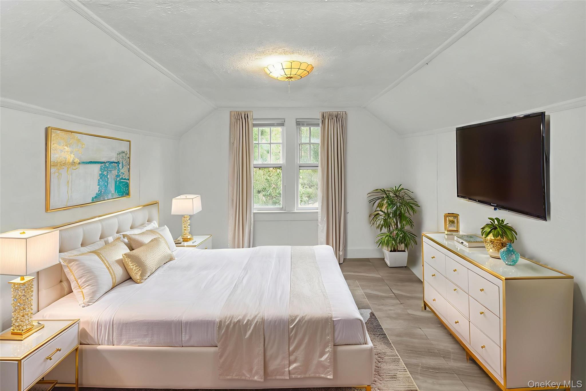 251 N Long Beach Avenue, Freeport, NY 11520