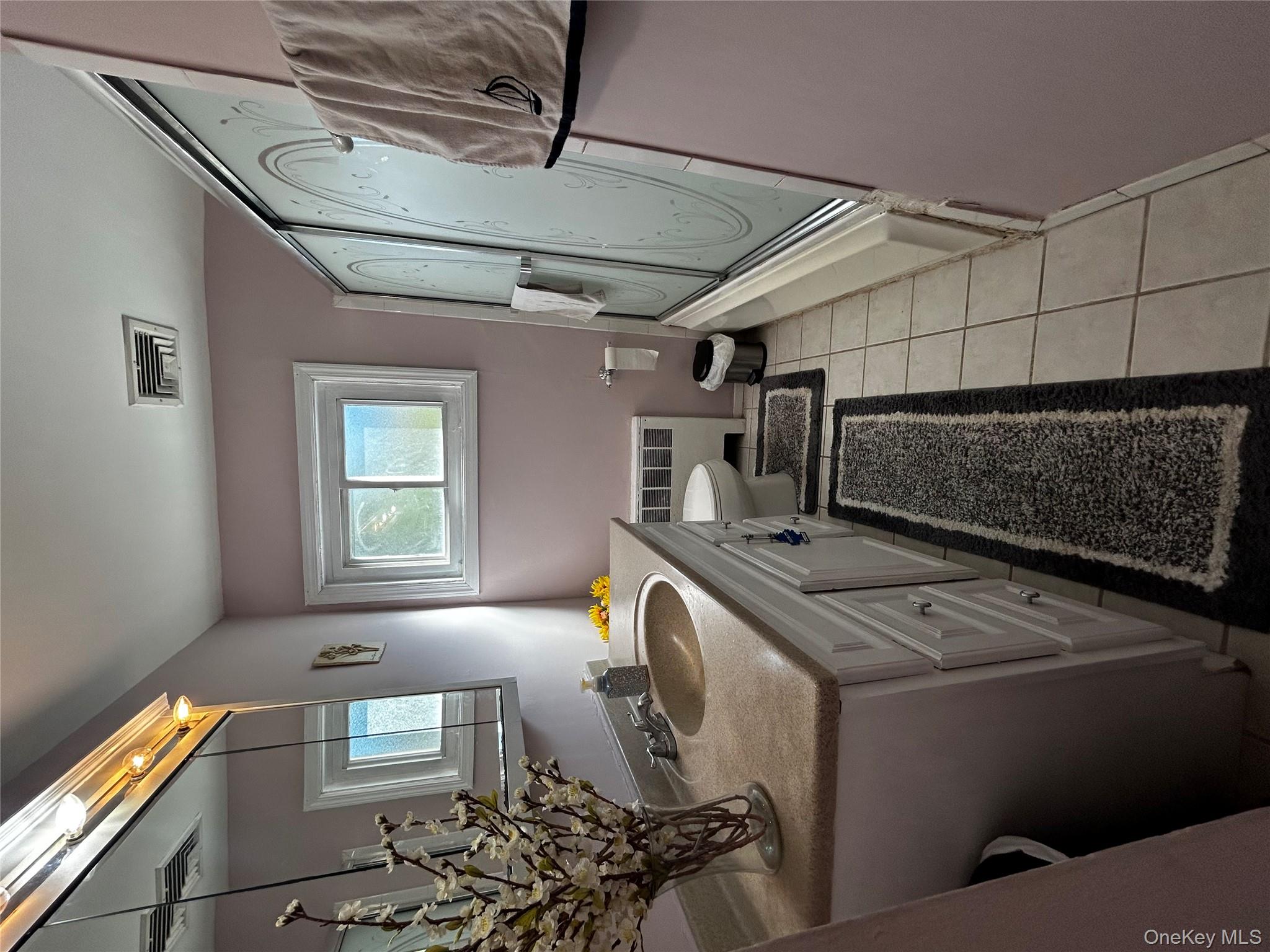 500 Oakwood Road, South Huntington, NY 11743