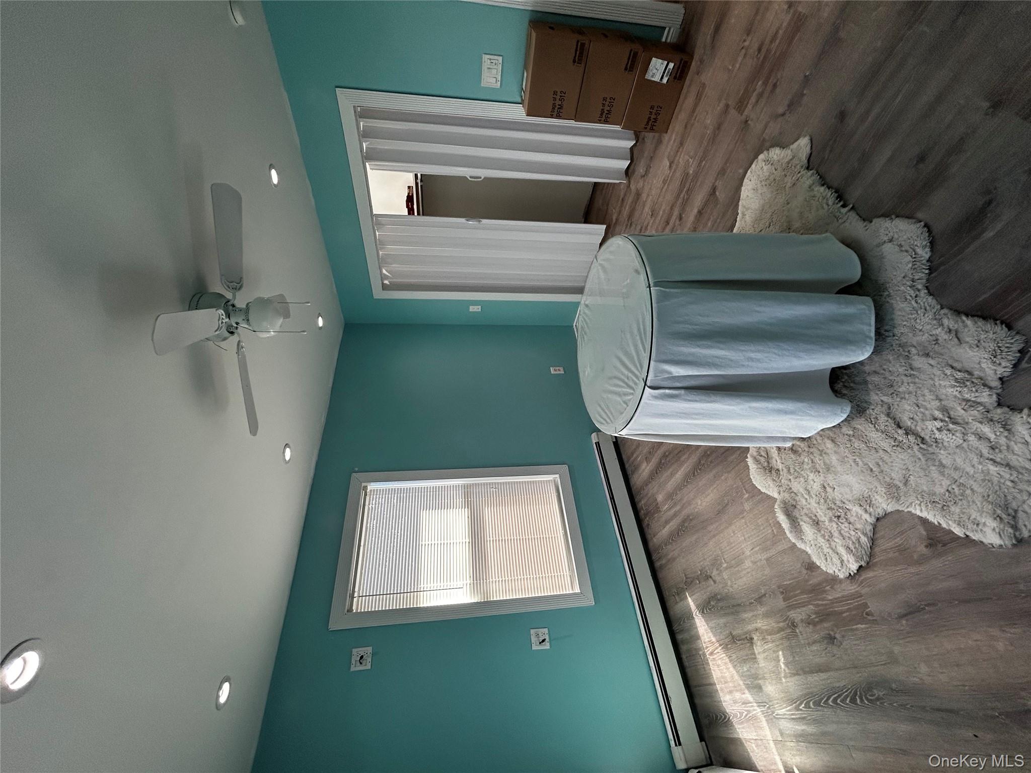 500 Oakwood Road, South Huntington, NY 11743