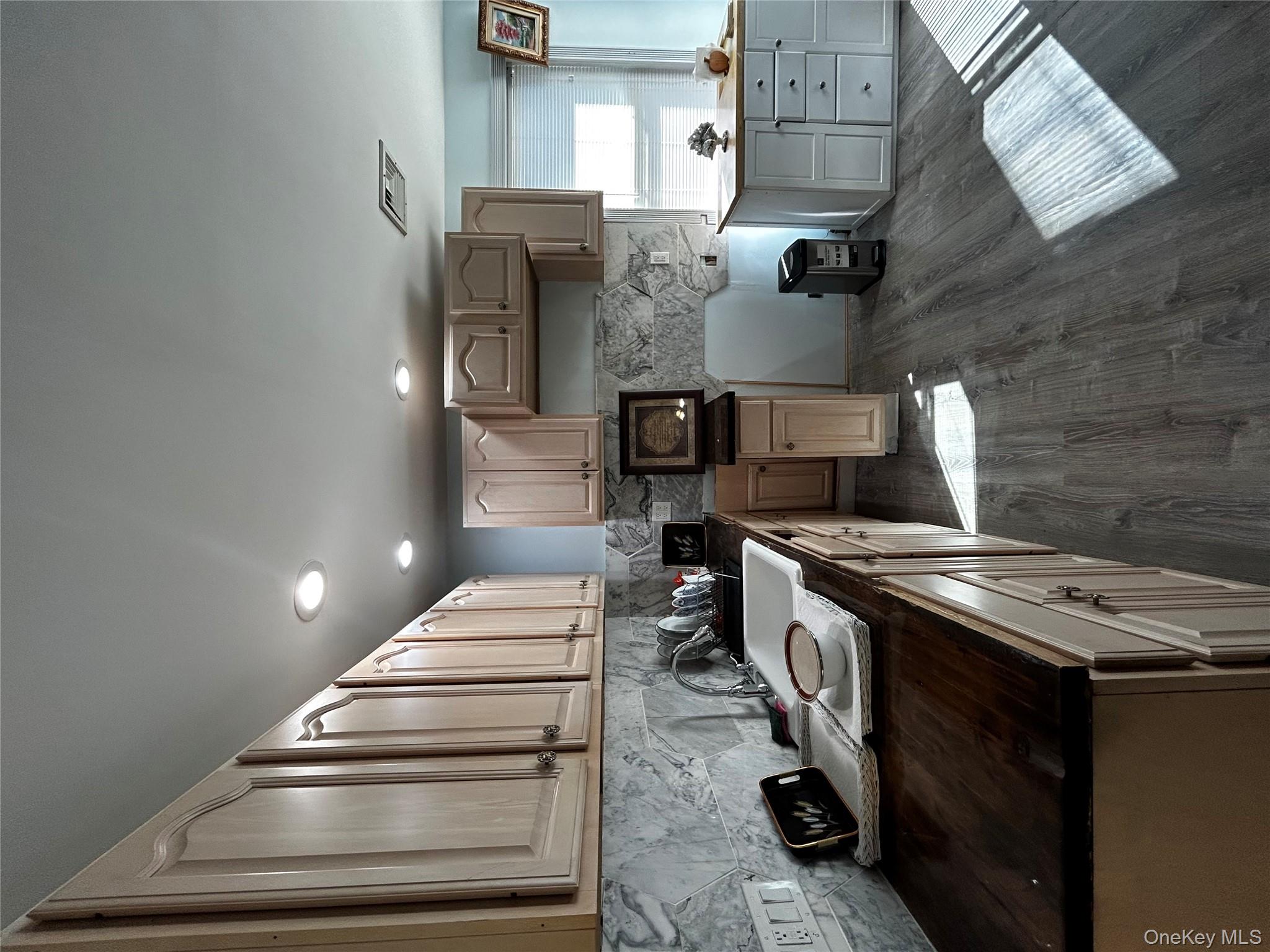 500 Oakwood Road, South Huntington, NY 11743