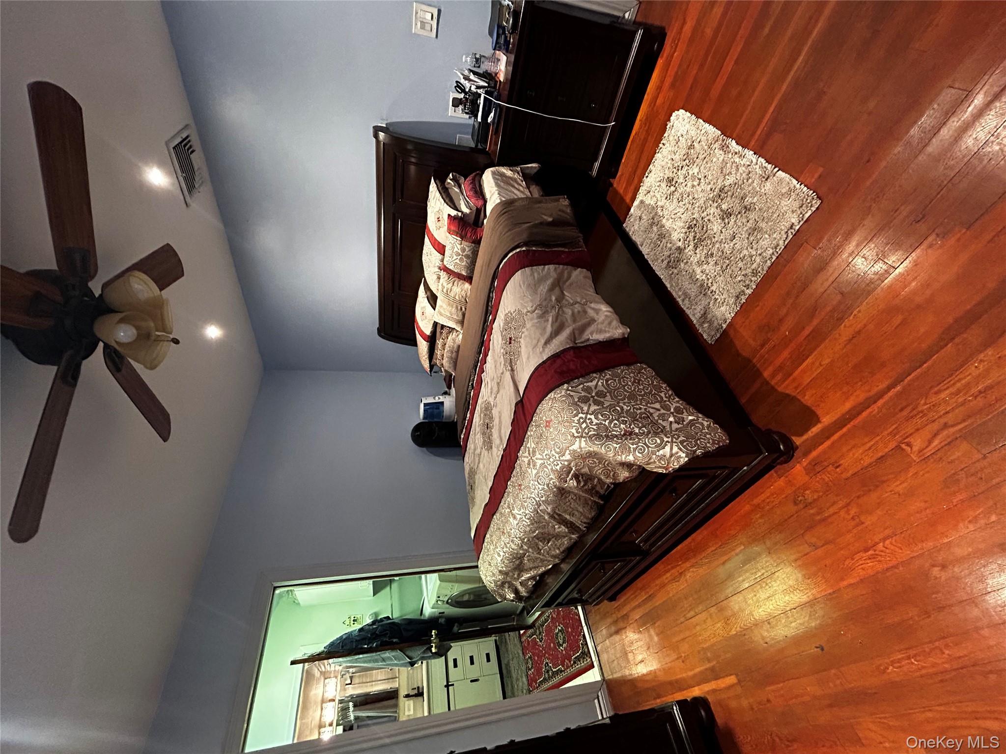 500 Oakwood Road, South Huntington, NY 11743