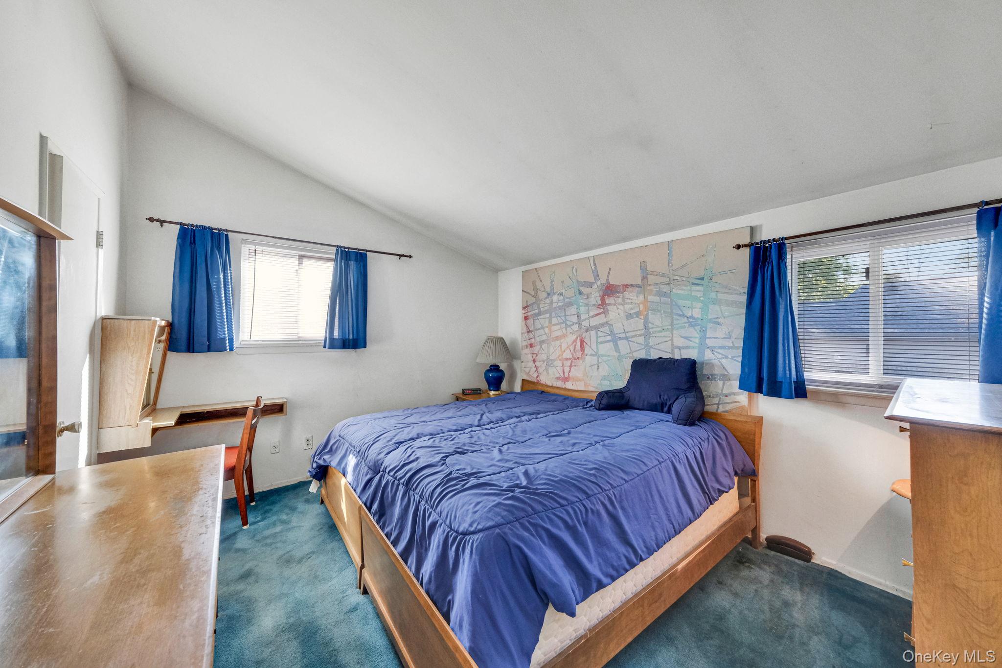 236 New York Avenue, Bay Shore, NY 11706