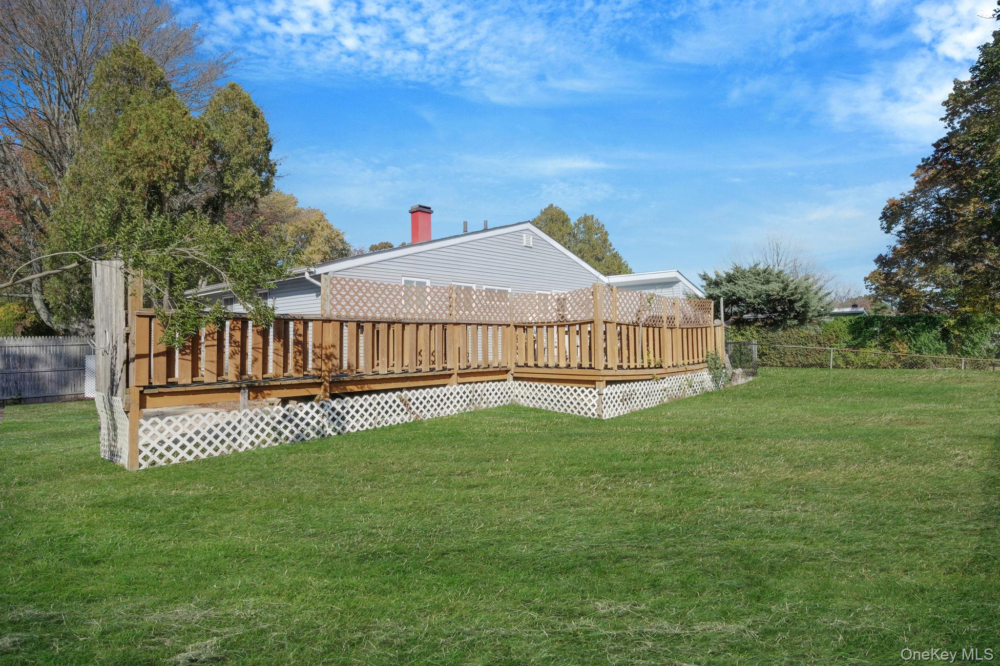 236 New York Avenue, Bay Shore, NY 11706