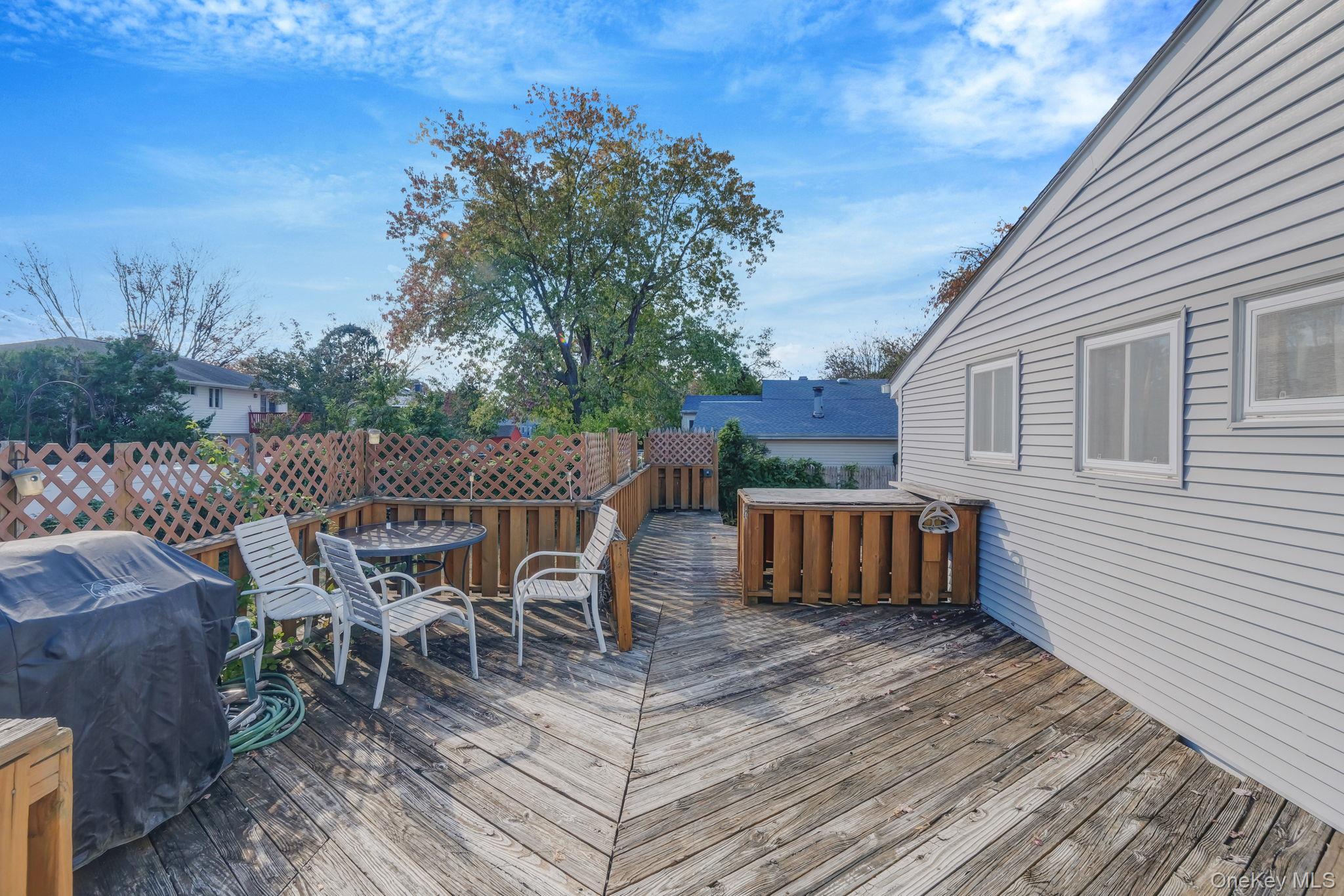 236 New York Avenue, Bay Shore, NY 11706