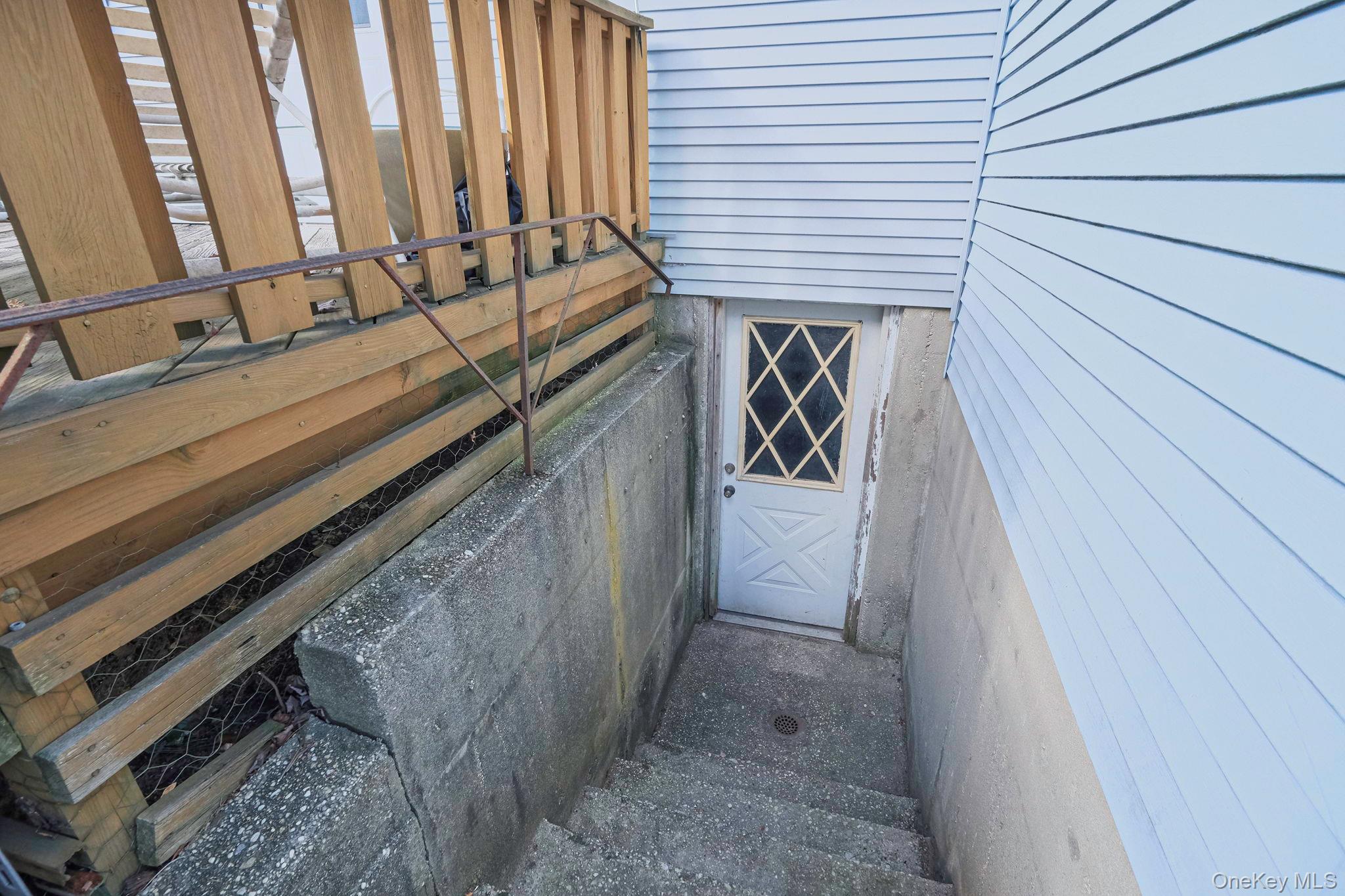 236 New York Avenue, Bay Shore, NY 11706