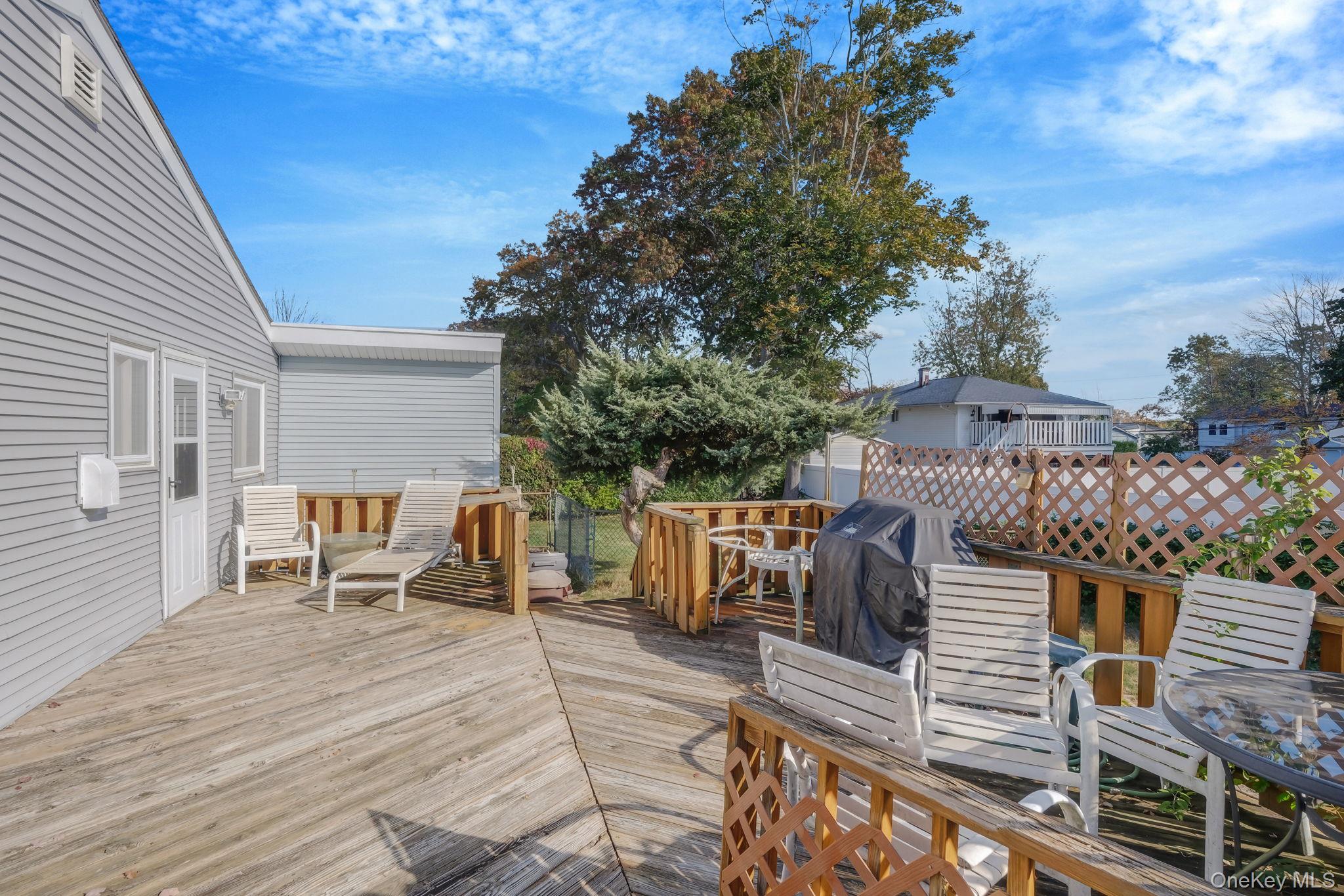 236 New York Avenue, Bay Shore, NY 11706