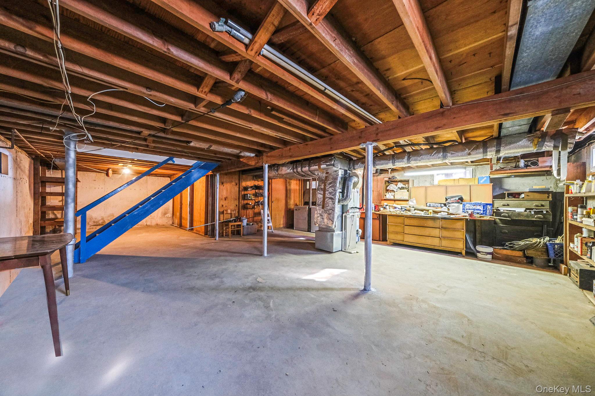 236 New York Avenue, Bay Shore, NY 11706