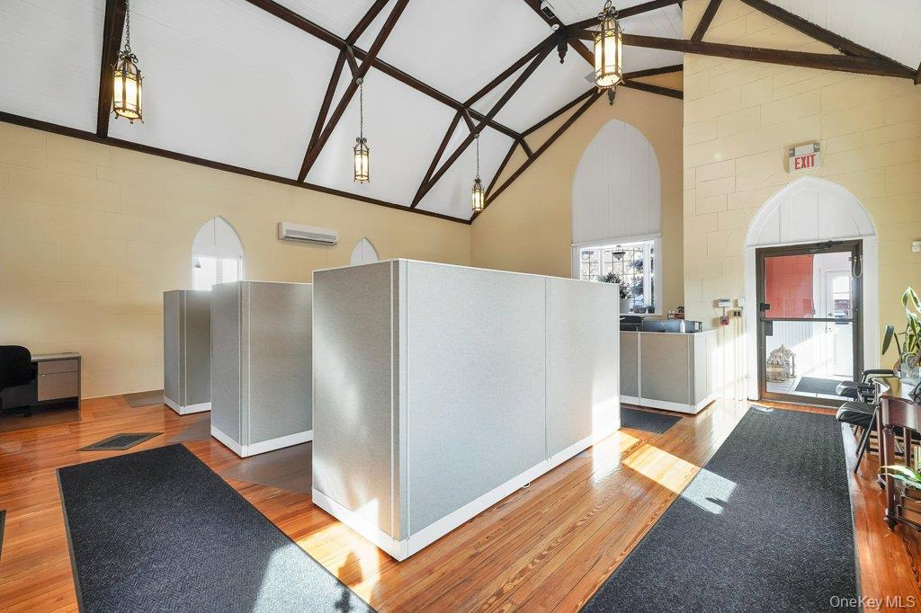 27 Cleveland 1st floor Street, Valhalla, NY 10595