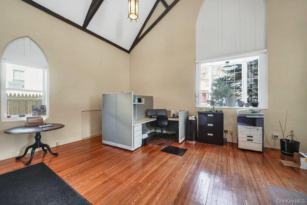 27 Cleveland 1st floor Street, Valhalla, NY 10595