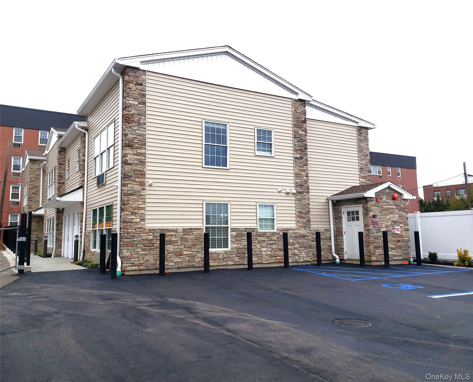 71 N Main Street # F, Freeport, NY 11520