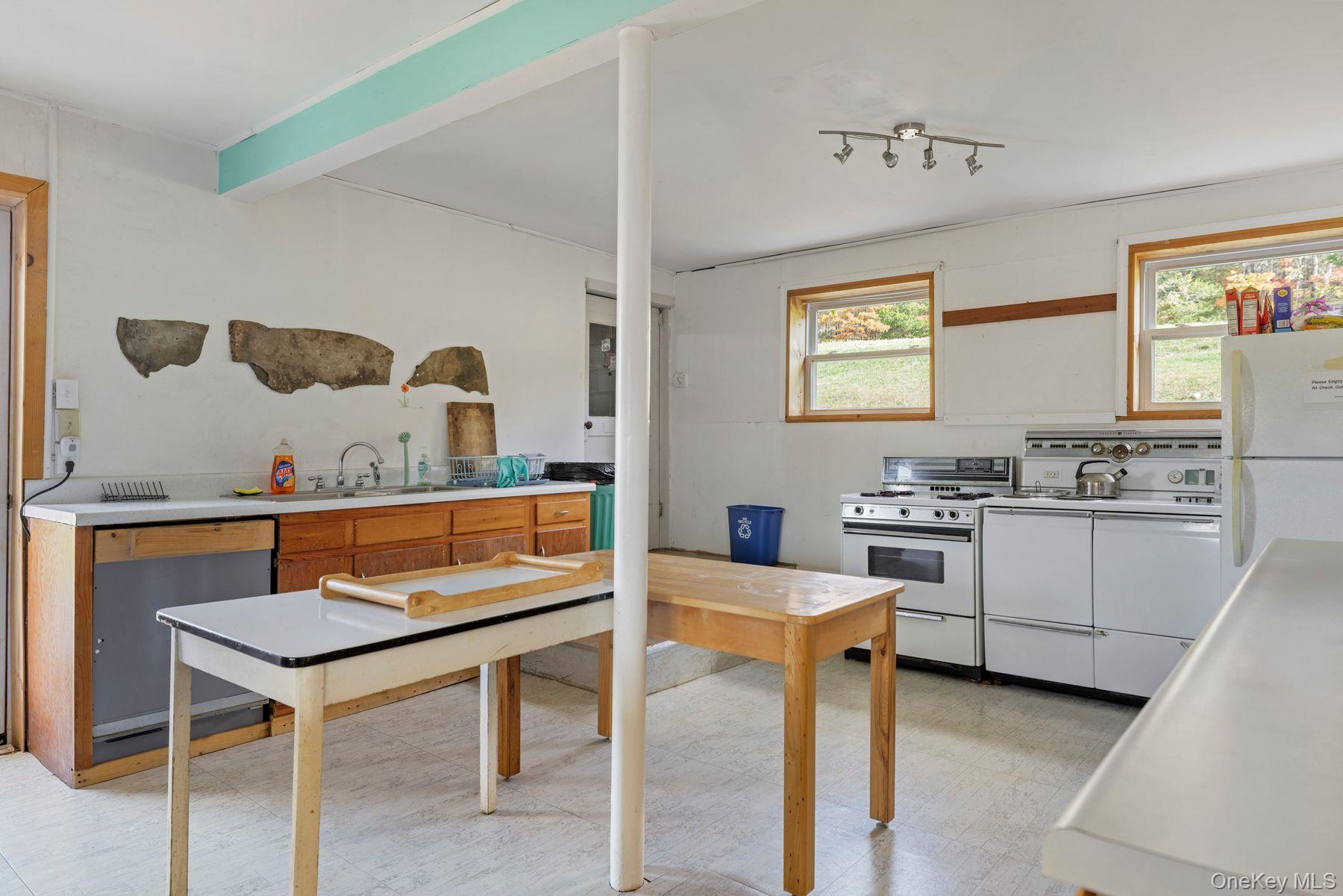 2021-2071 Potic Mountain Road, Earlton, NY 12051