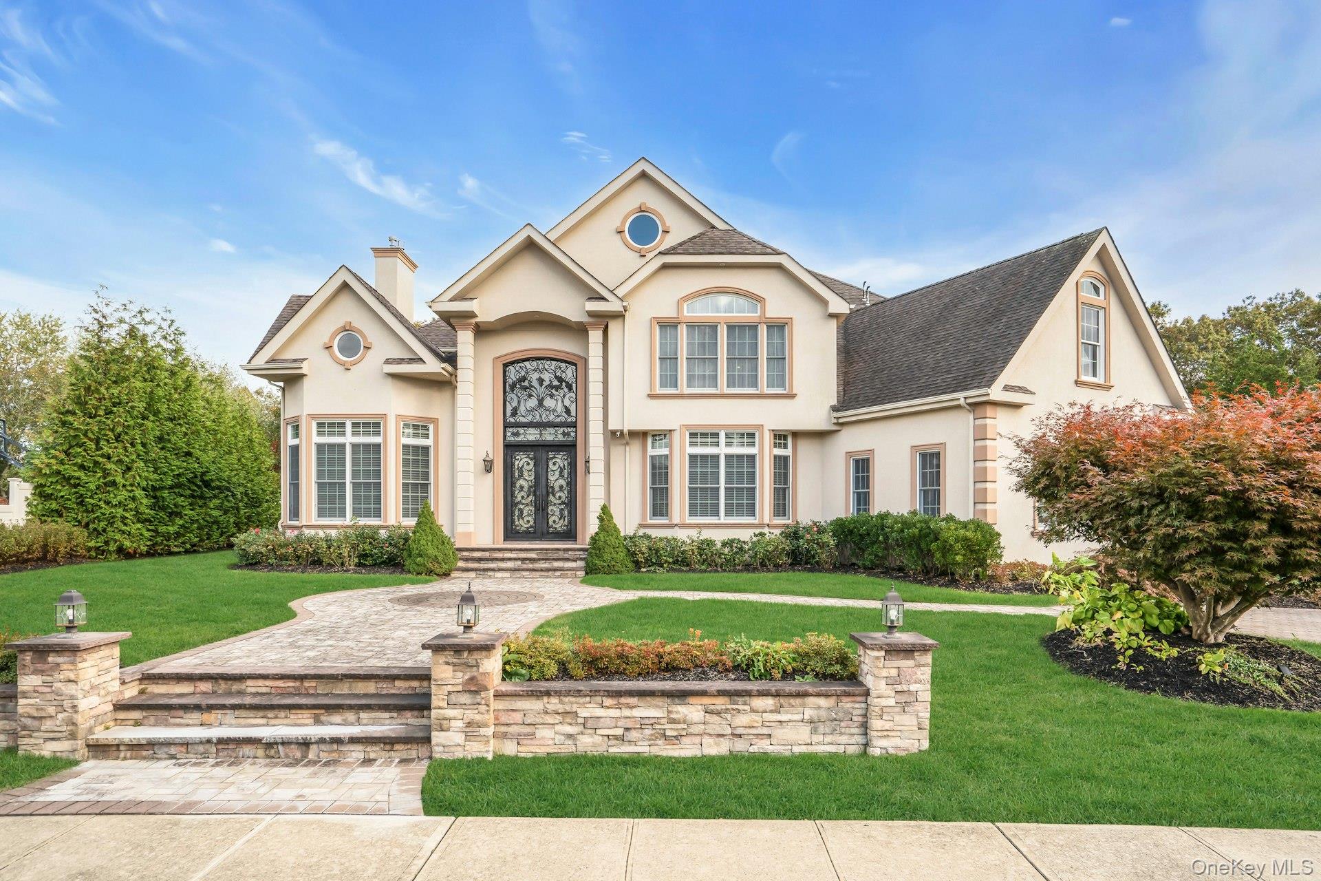 108 Fig Drive, Dix Hills, NY 11746