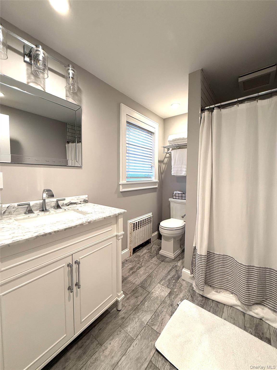 24 Pegs Lane, Riverhead, NY 11901