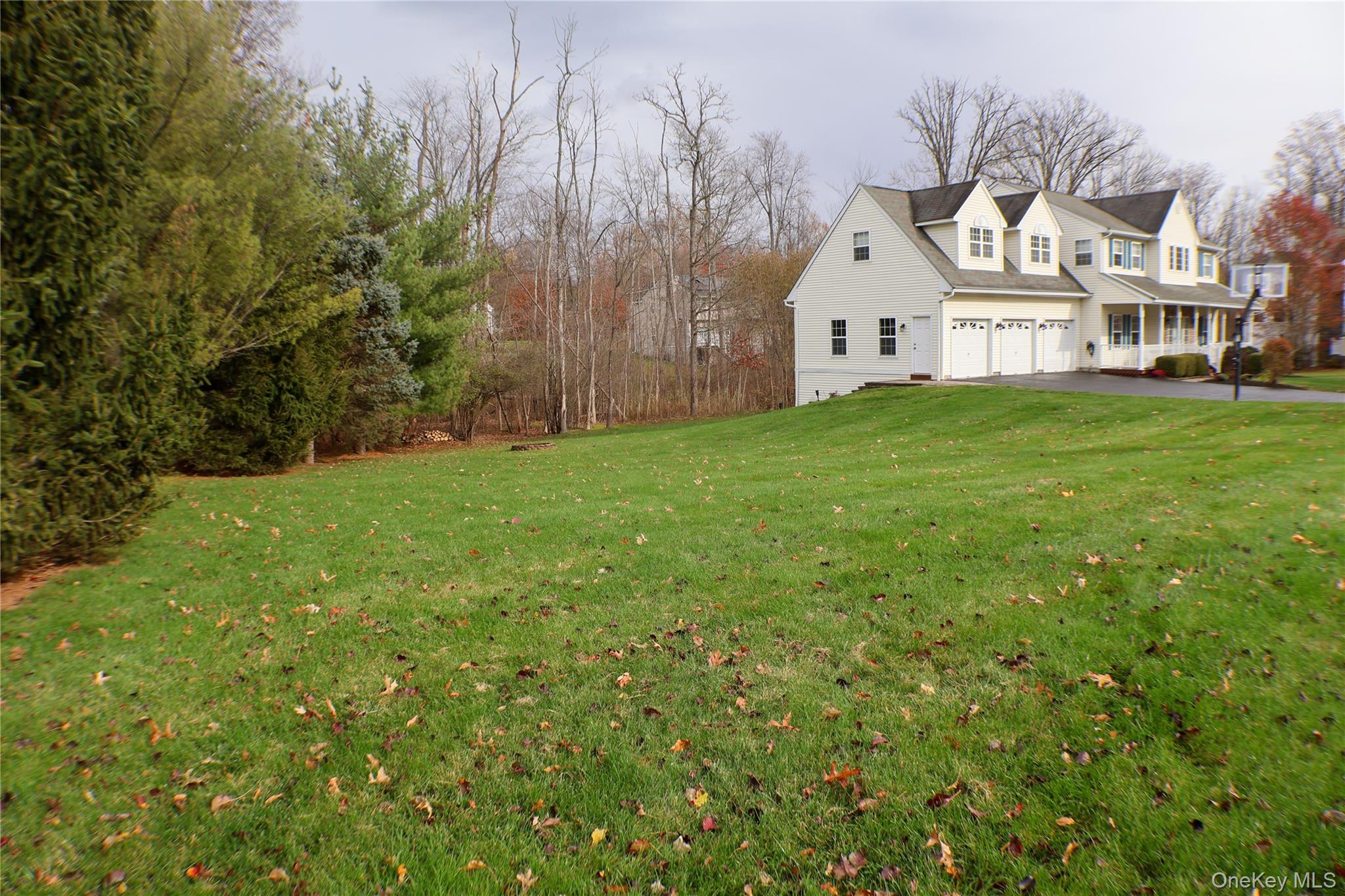 5 Juniper Way, Wappingers Falls, NY 12590