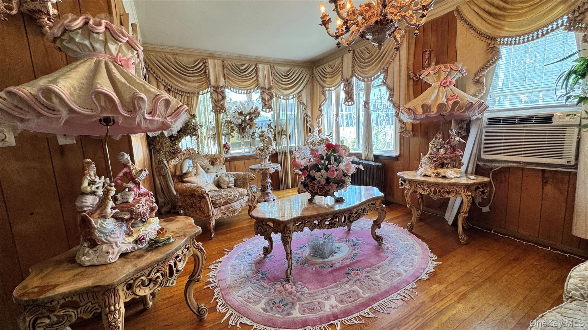 115-46 W Van Wyck Expressway, South Ozone Park, NY 11420