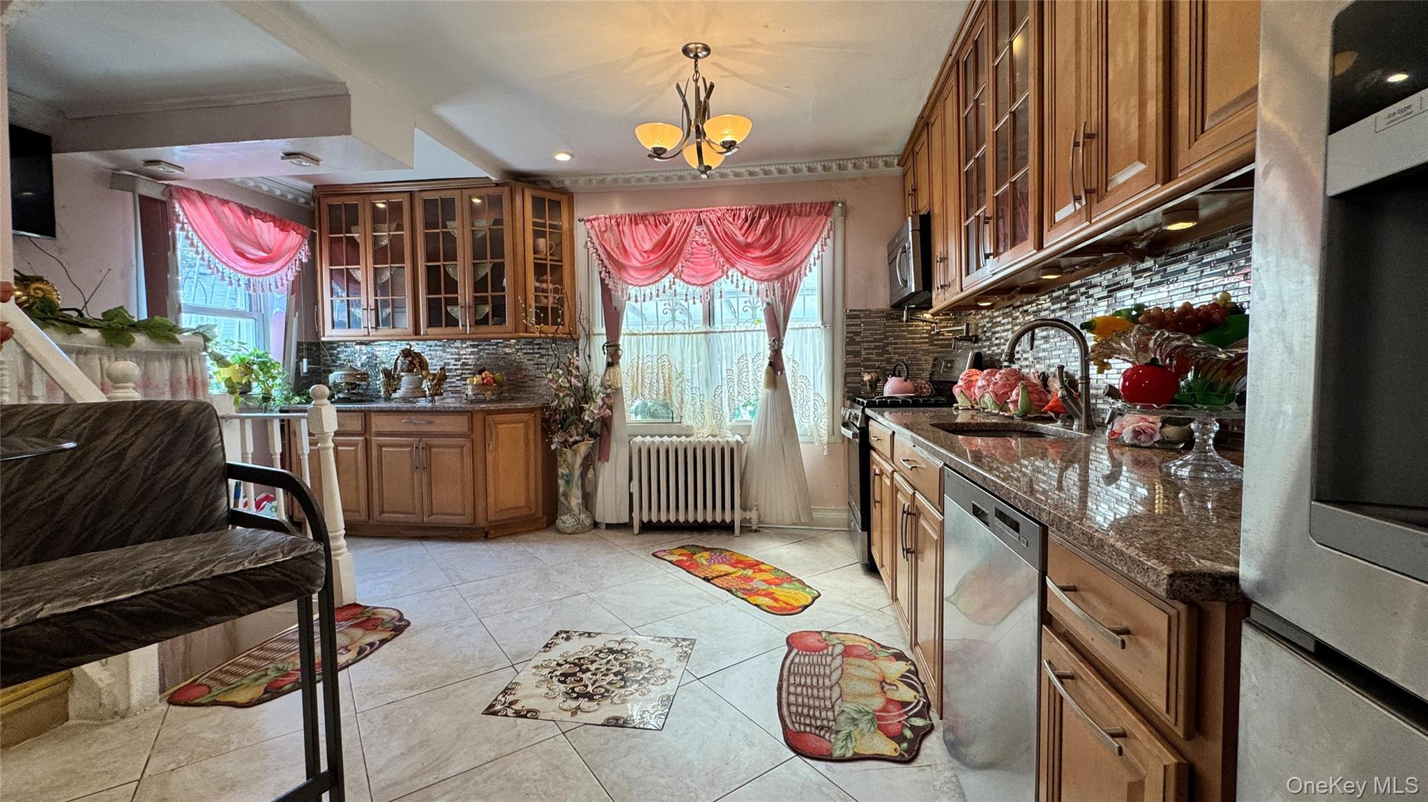 115-46 W Van Wyck Expressway, South Ozone Park, NY 11420