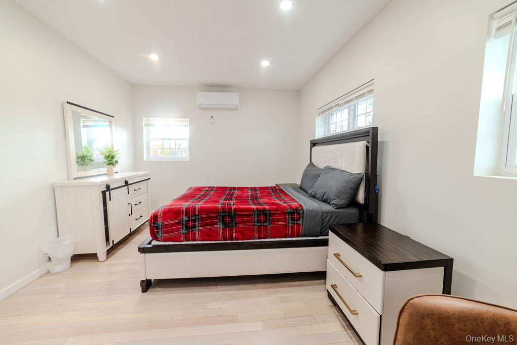 327 Mundy Lane, Mount Vernon, NY 10550