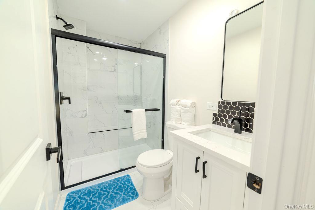 327 Mundy Lane, Mount Vernon, NY 10550