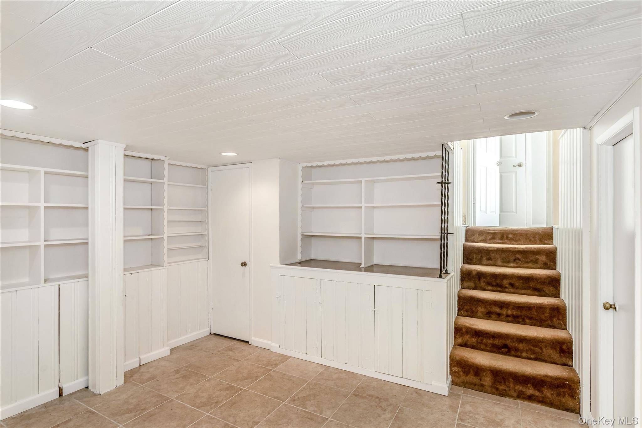 15 Ingram Drive, Hicksville, NY 11801